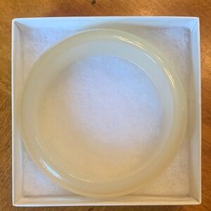 Elegant Cream Bangle Bracelet